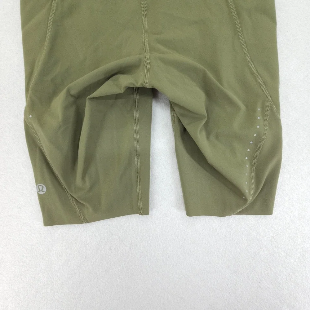 Lululemon Shorts Womens 2 Bay Leaf Fast and Free HR 8 Inch Light NWT Running